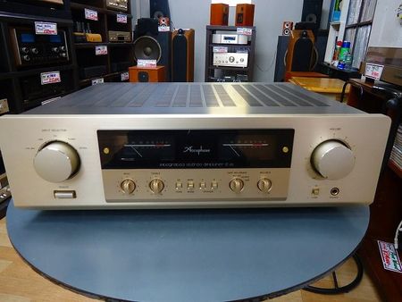 Accuphase アキュフェーズ プリメインアンプ E-211 | 広島のオーディオ、ホームシアターの販売・通販ならサウンドマック