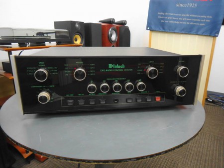 Mcintosh　プリアンプ　C40